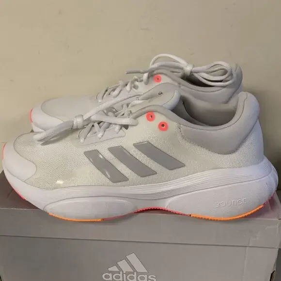 adidas Women's Size 8.5 Response Solar Running Shoe, White - Picture 4 of 10